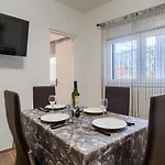 דירה David *