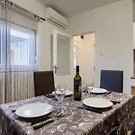 David דירה